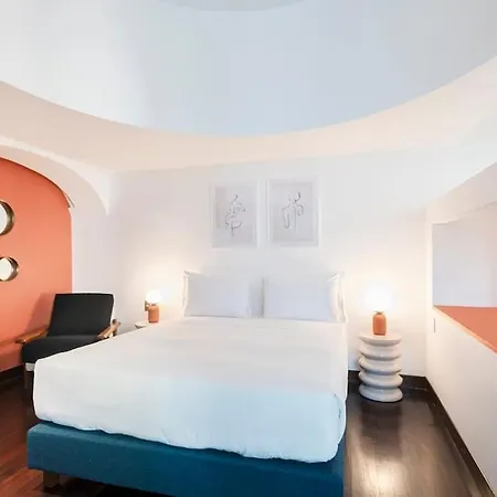 Relstay- Montenapoleone Apartamento *