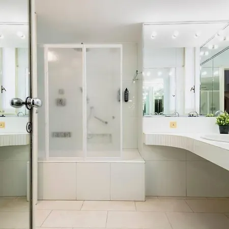 Relstay- Montenapoleone Apartamento Milán